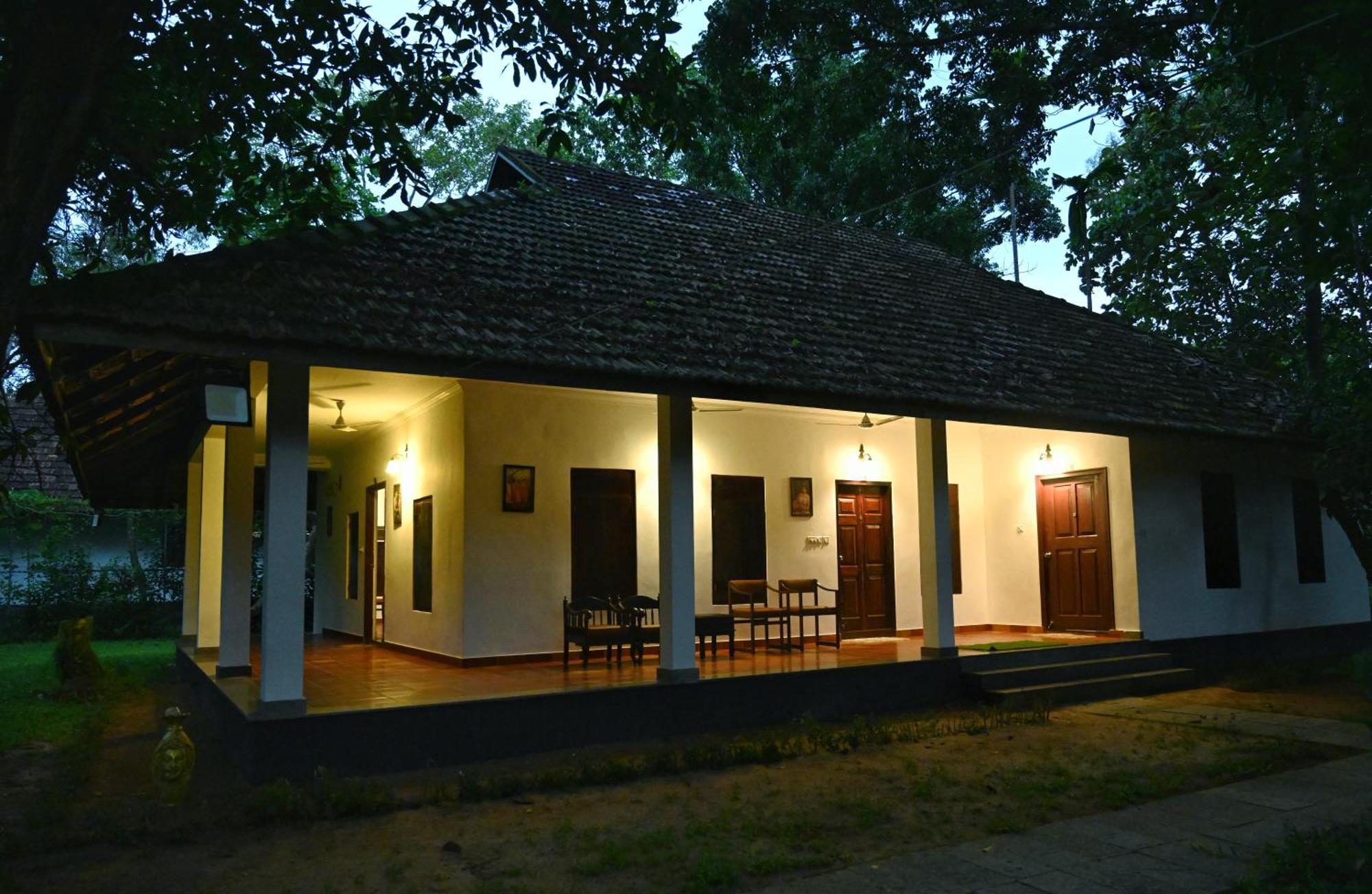Marari Beach Palace Марарикулам Экстерьер фото